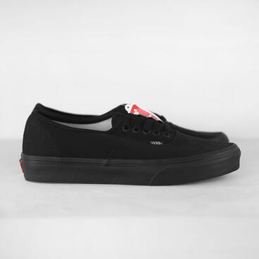 VANS AUTHENTIC FULLBLACK : IDR 800.000,00