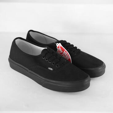 VANS AUTHENTIC FULLBLACK : IDR 800.000,00