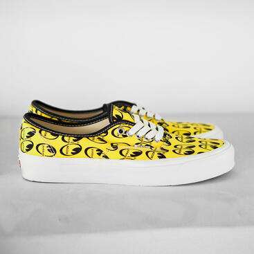 VANS AUTHENTIC MOONEYES YELLOW : IDR 2.000.000,00