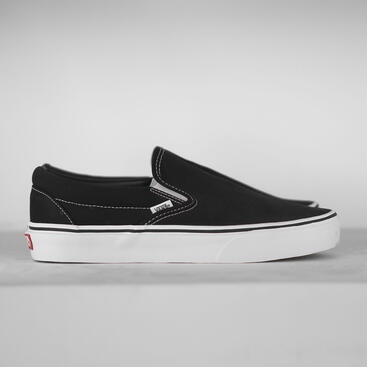 VANS SLIP ON BASIC : IDR 800.000,00